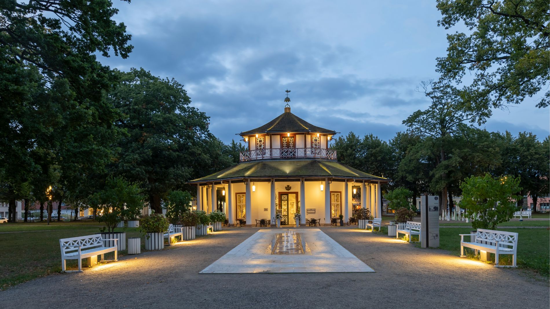 Beleuchteter Pavillion