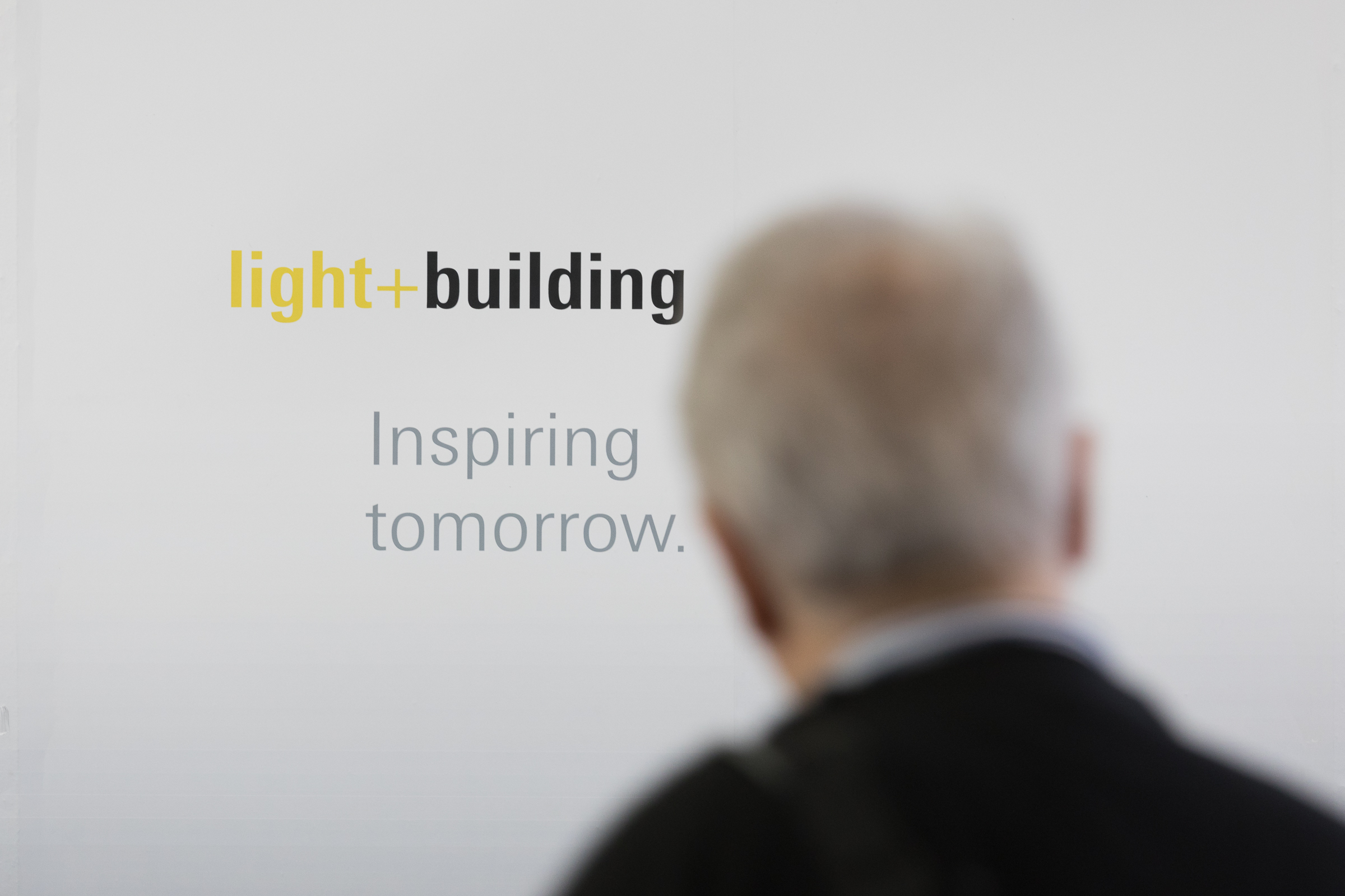 Unter dem Motto “Breaking new ground” blickt die Branche auf der Light + Building Autumn Edition in die Zukunft der Licht und Gebäudetechnik.